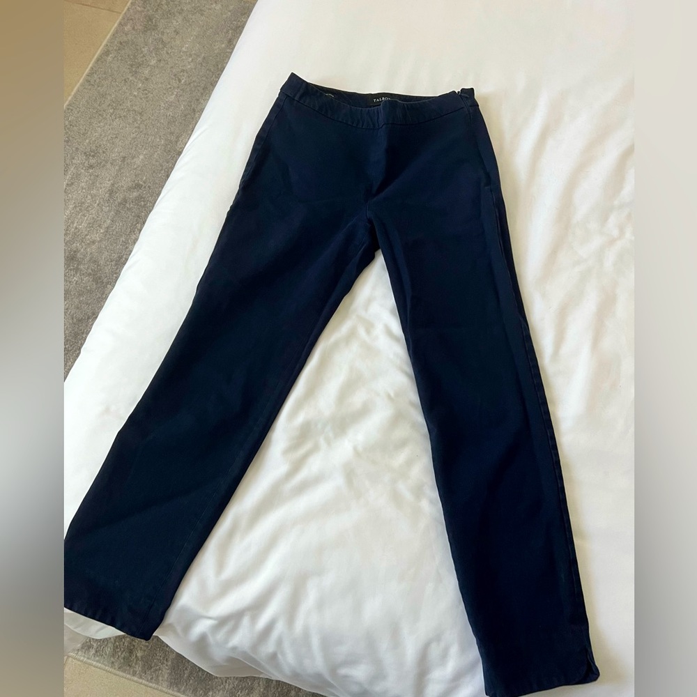 Talbots ankle length cropped slacks (indigo/navy blue)